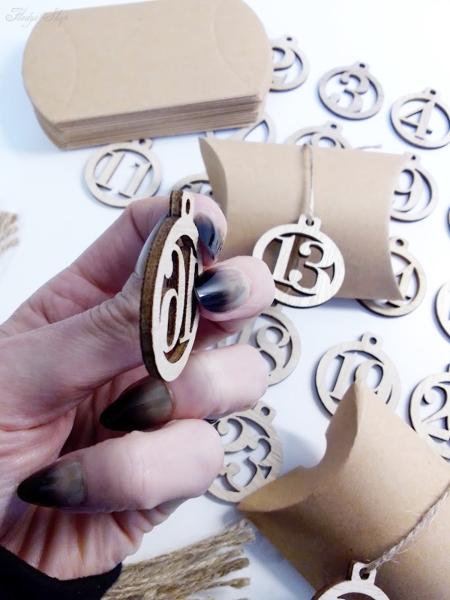 Adventskalender Set Holzahlen/Geschenkboxen braun